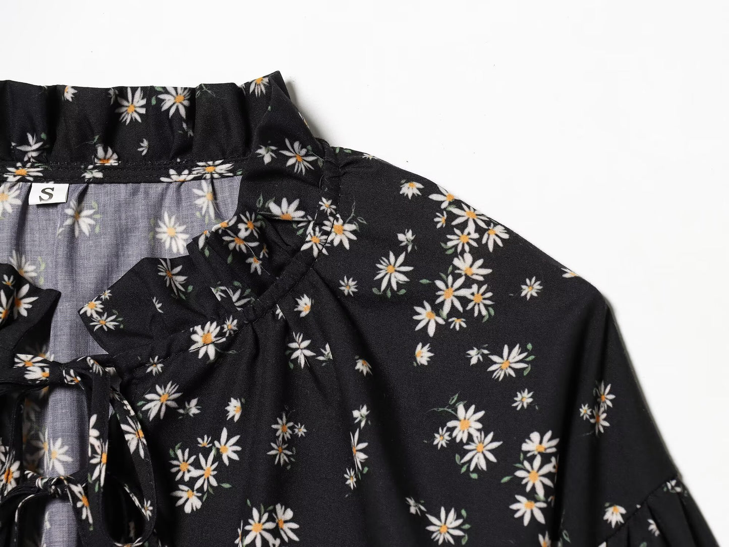 2026 Women's printed V-neck lace up shirt