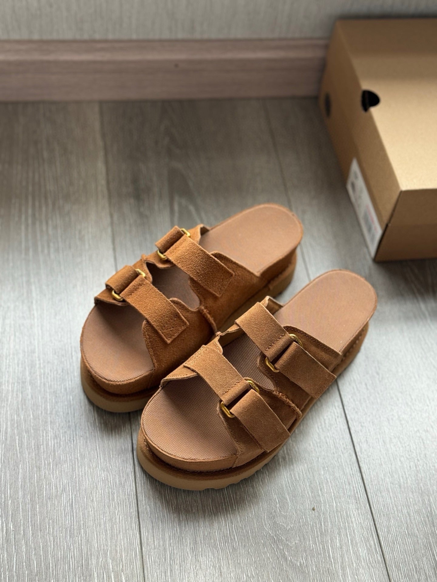 Women's New Fashion Joker Casual Hook and Loop Design Platform Sandals Slippers