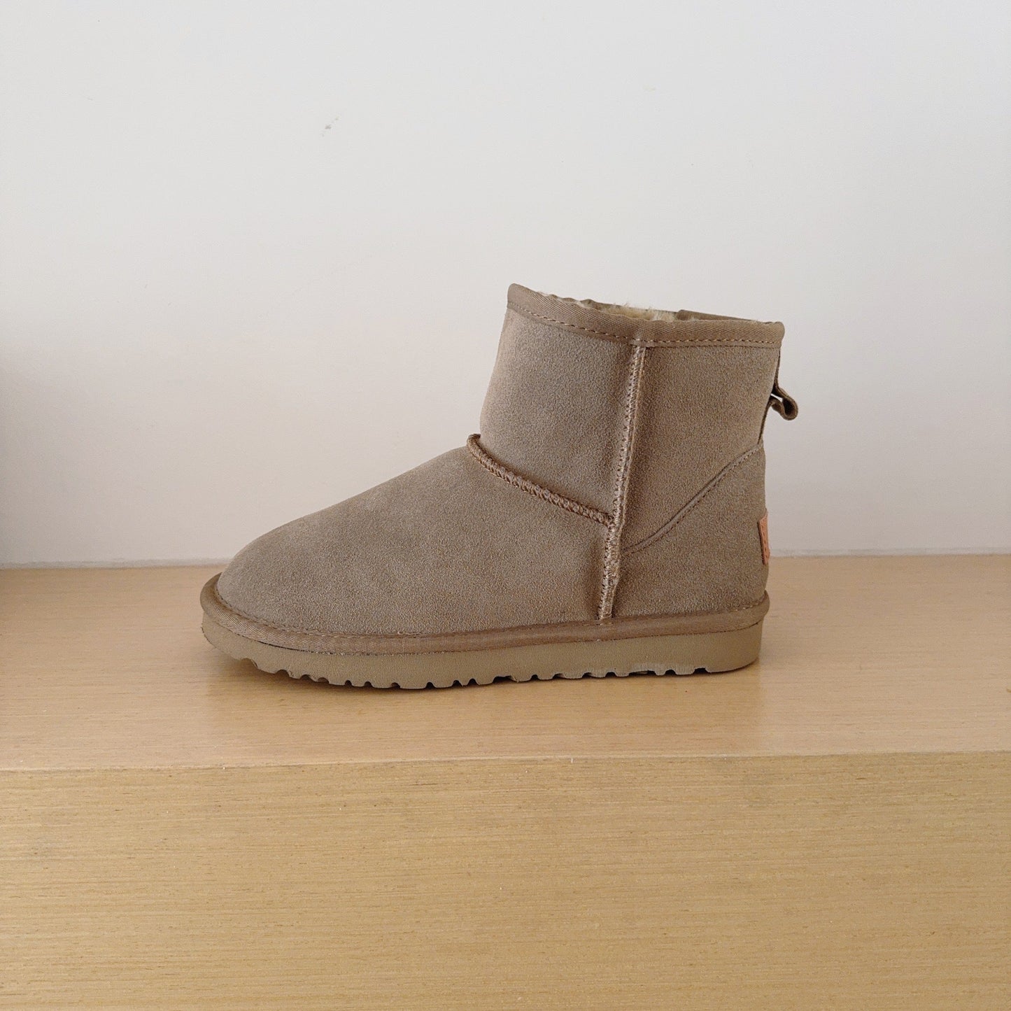 New short tube thickened winter snow boots